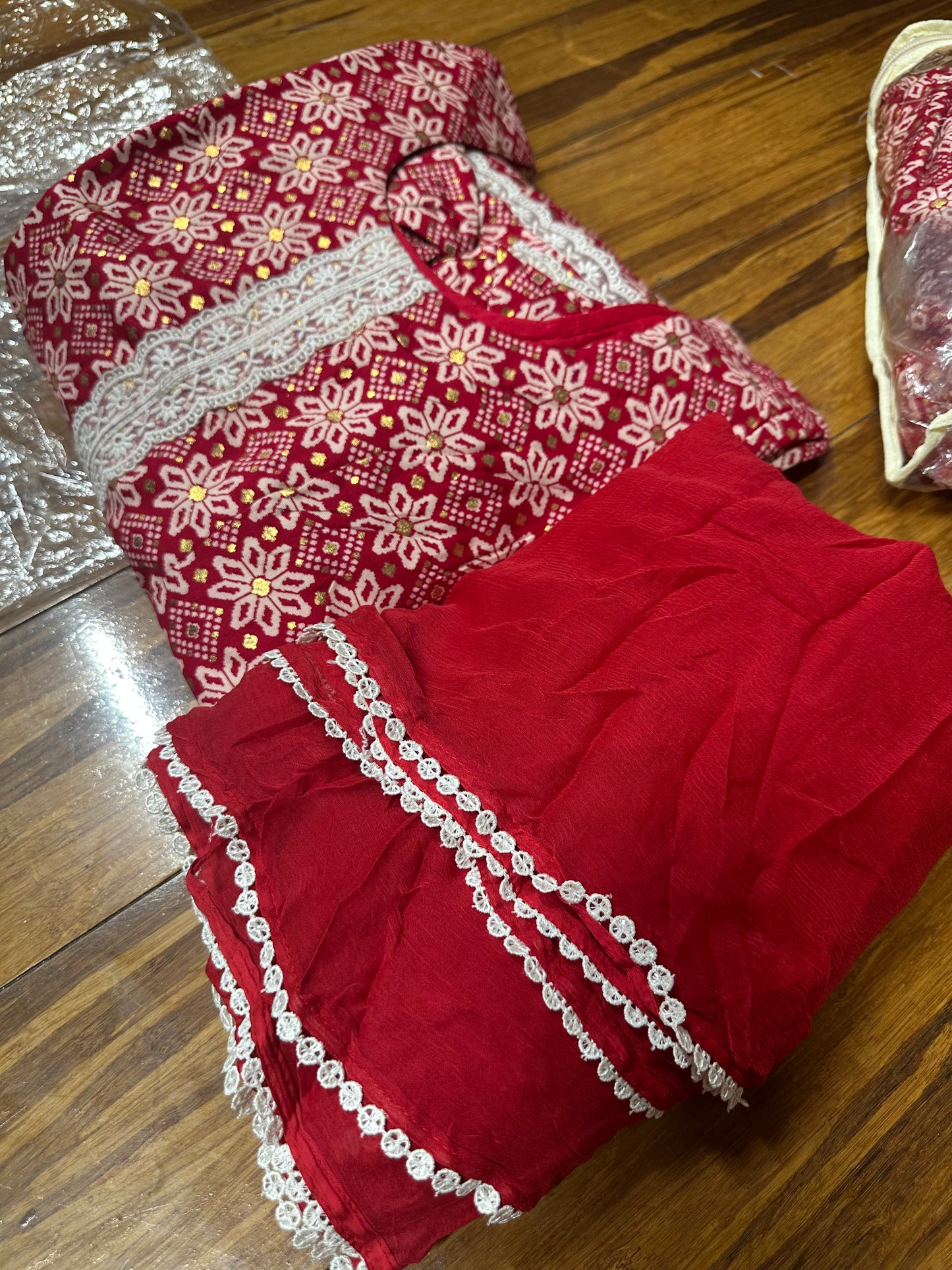 Boutique Style Salwar Suit (Top With Lining)