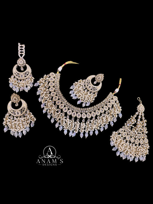 Stylish Pakistani Bridal Choker Set With Big Earrings, Tikka, & Passa. (5pcs) image 3