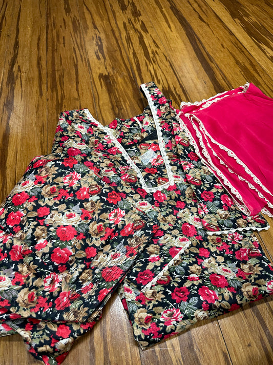 Latest Trend Printed Allover Salwar Suit 38/40 D7