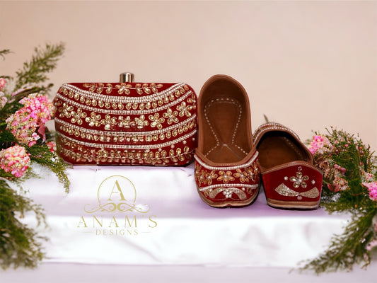 Beautiful Clutch & Punjabi Jutti Combo