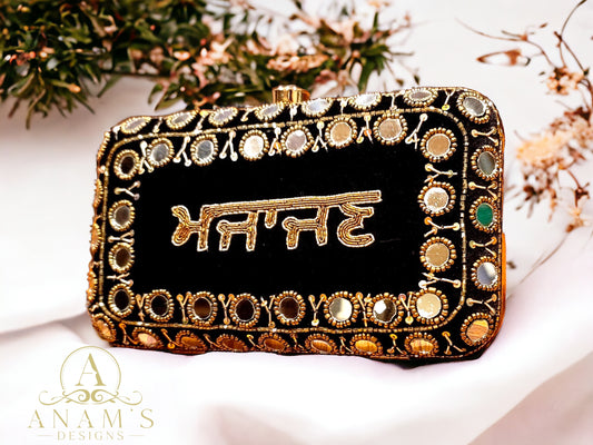 Beautiful Clutch Customized (Majajan)