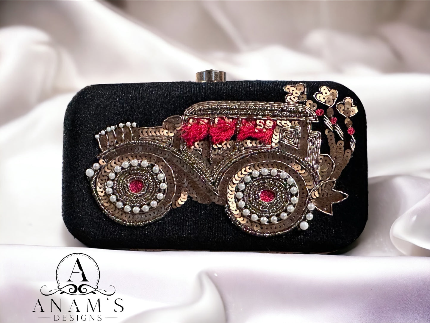 Stylish Doli Car Bridal Clutch