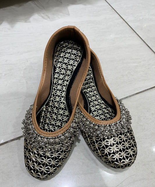 New Trending Extra Soft Ghungroo Jutti