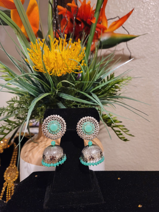 Jhumki Earrings image 3