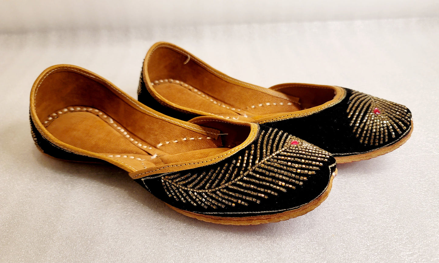 Trending High Quality Punjabi Jutti