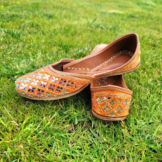 Stylish Mirror Work Punjabi Jutti Orange image 3