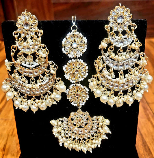 Bollywood Chandbali Earrings Mang Tikka Set image 3