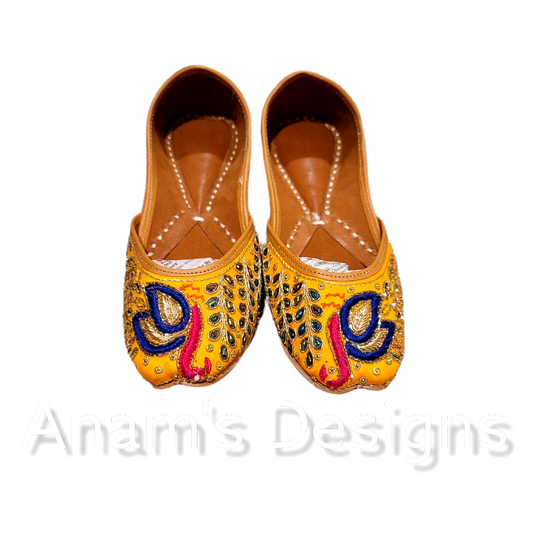 Punjabi Jutti Yellow image 3