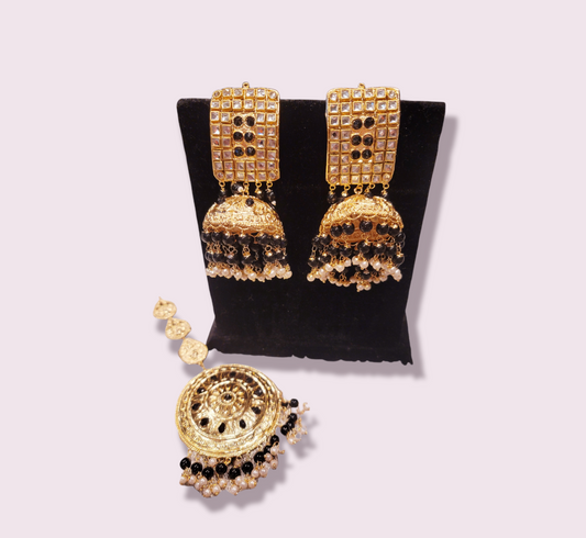 Very lightweight Oversized Jhumkis & Tikka Set image 3