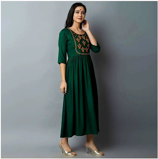 Stylish Embroidered Kurta (Green) image 3