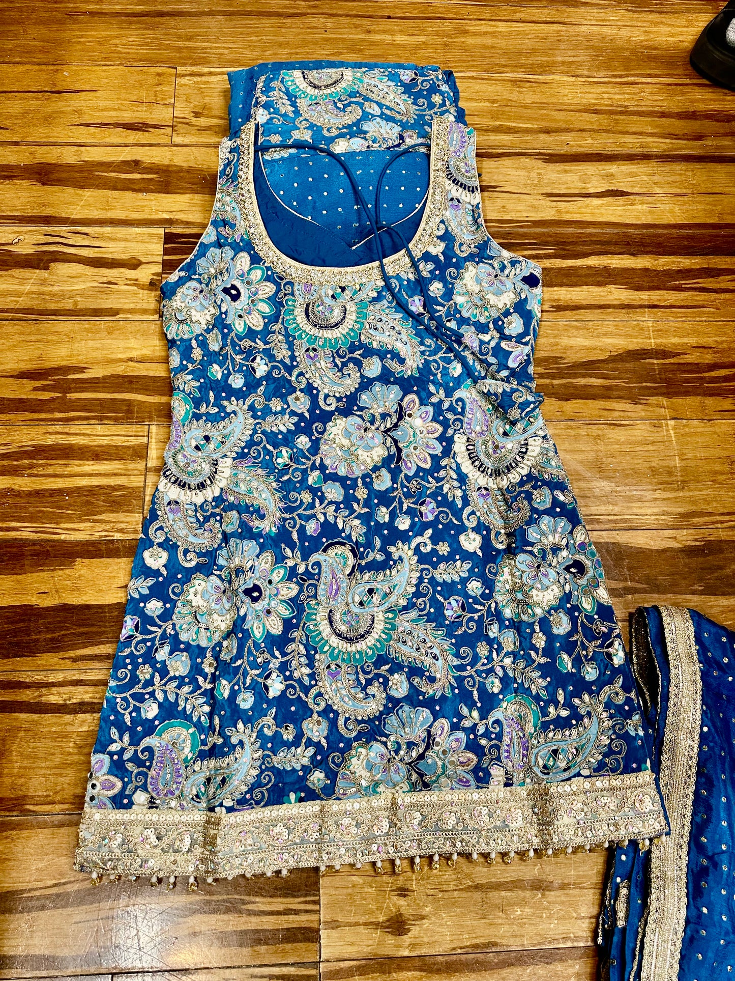 Designer Pakistani Farshi Salwar Suit