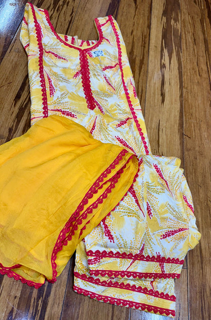 Extremely Stunning Boutique Suit With 4 Different Designs To Select From