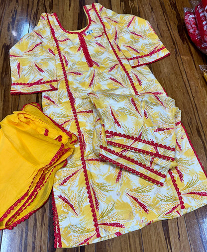 Extremely Stunning Boutique Suit With 4 Different Designs To Select From