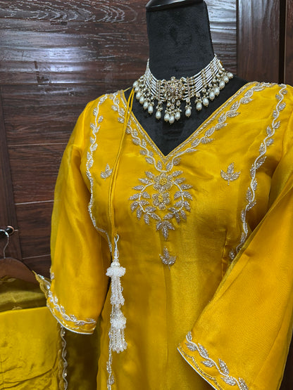 Trending Shimmer Fabric Boutique Piece (40/42 Ready) Margin Upto46