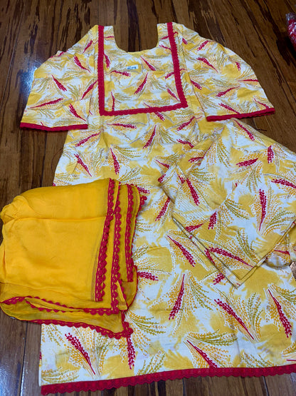 Extremely Stunning Boutique Suit With 4 Different Designs To Select From
