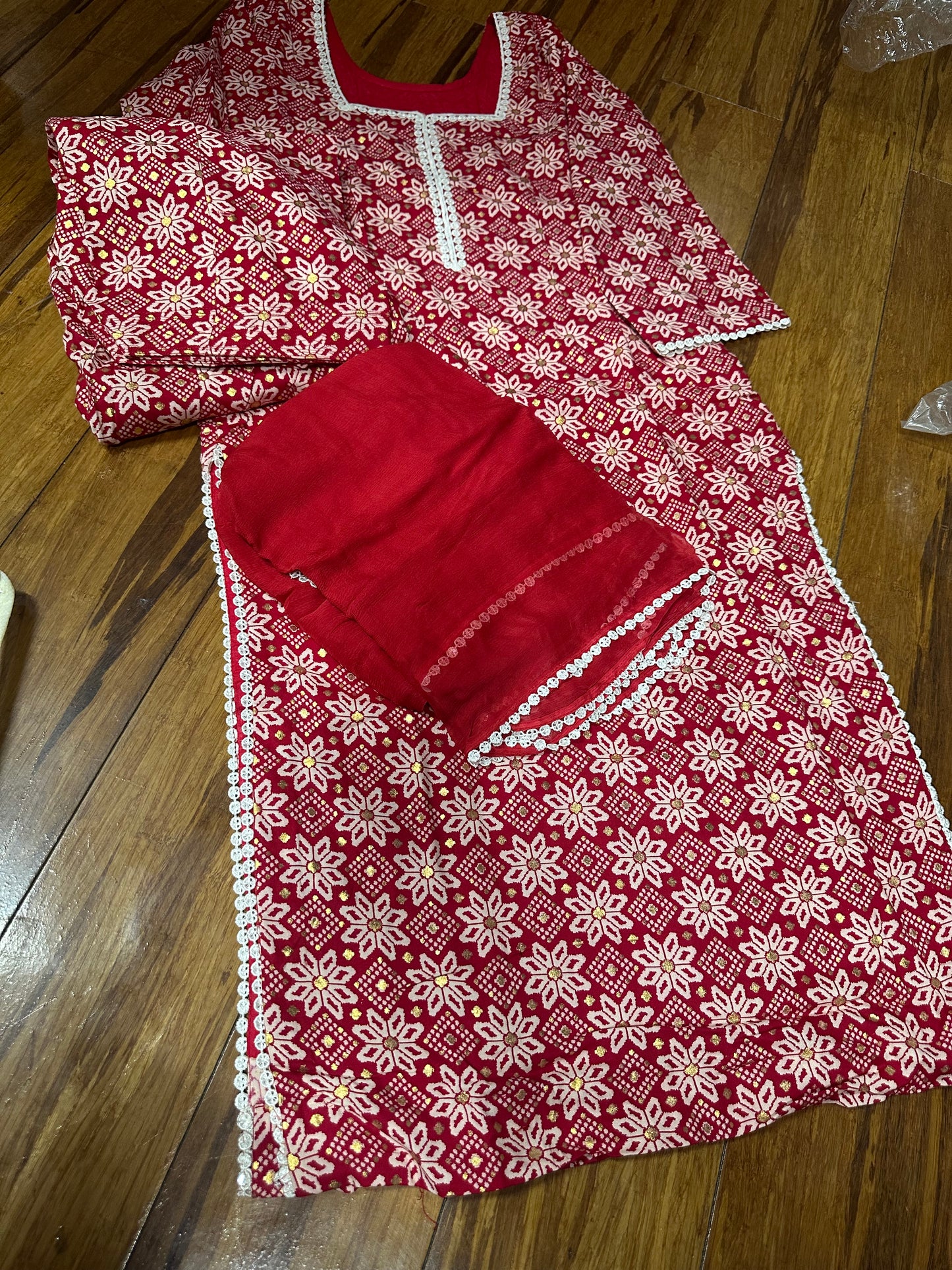 Boutique Style Salwar Suit (Top With Lining)