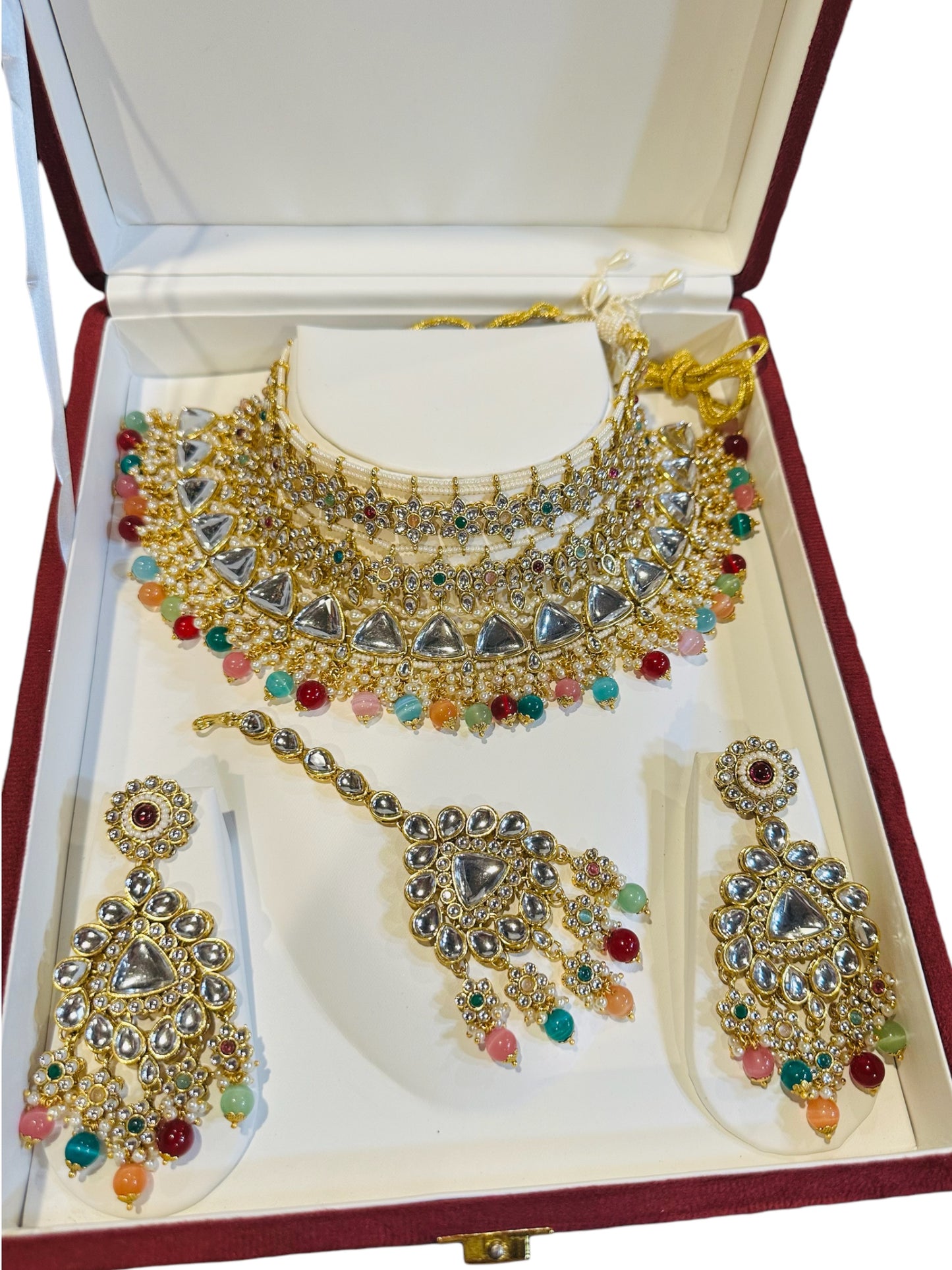 Extremely Beautiful High-Quality Kundan Bridal Set