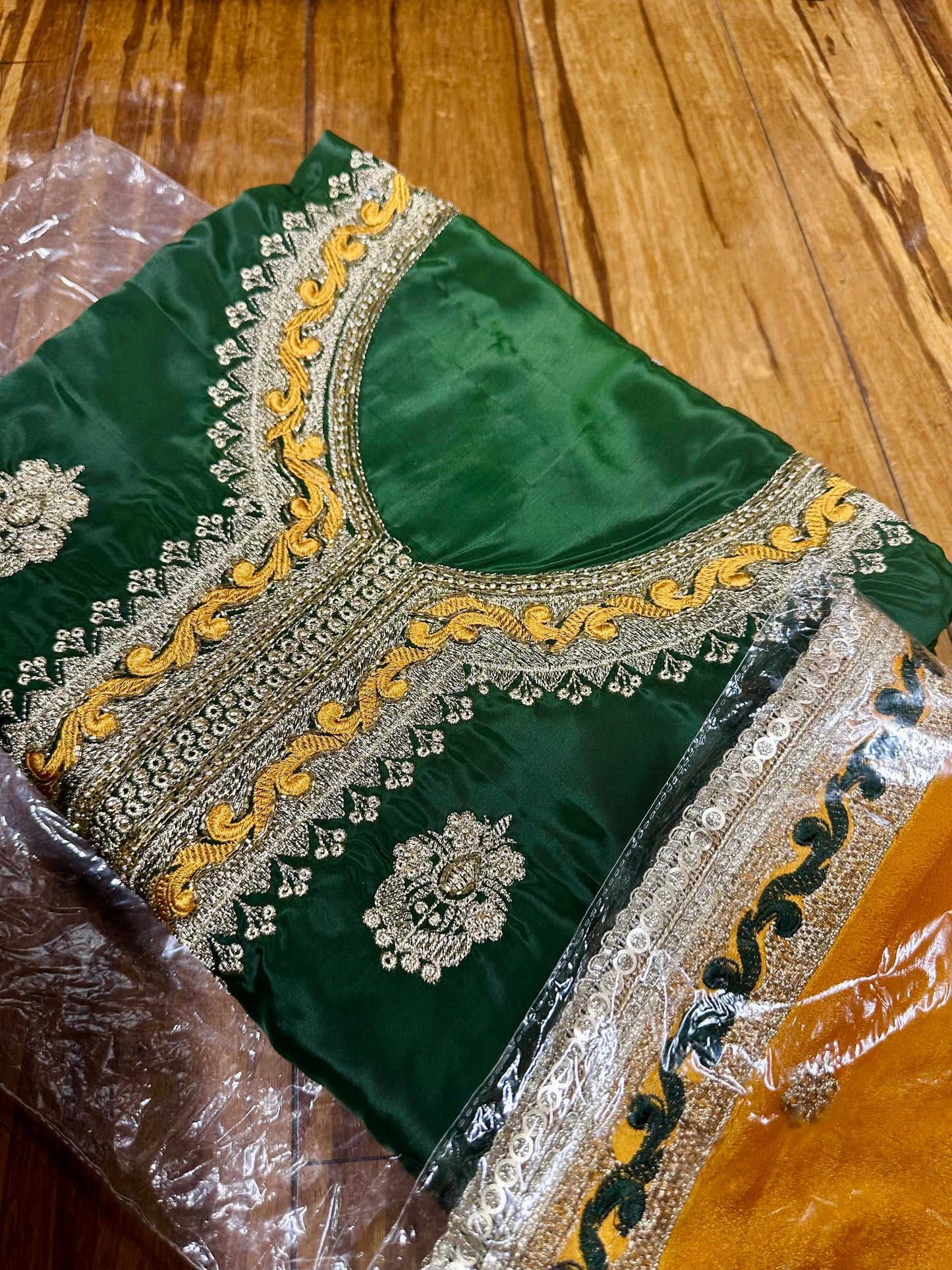 Pure Crepe Unstitched Suit