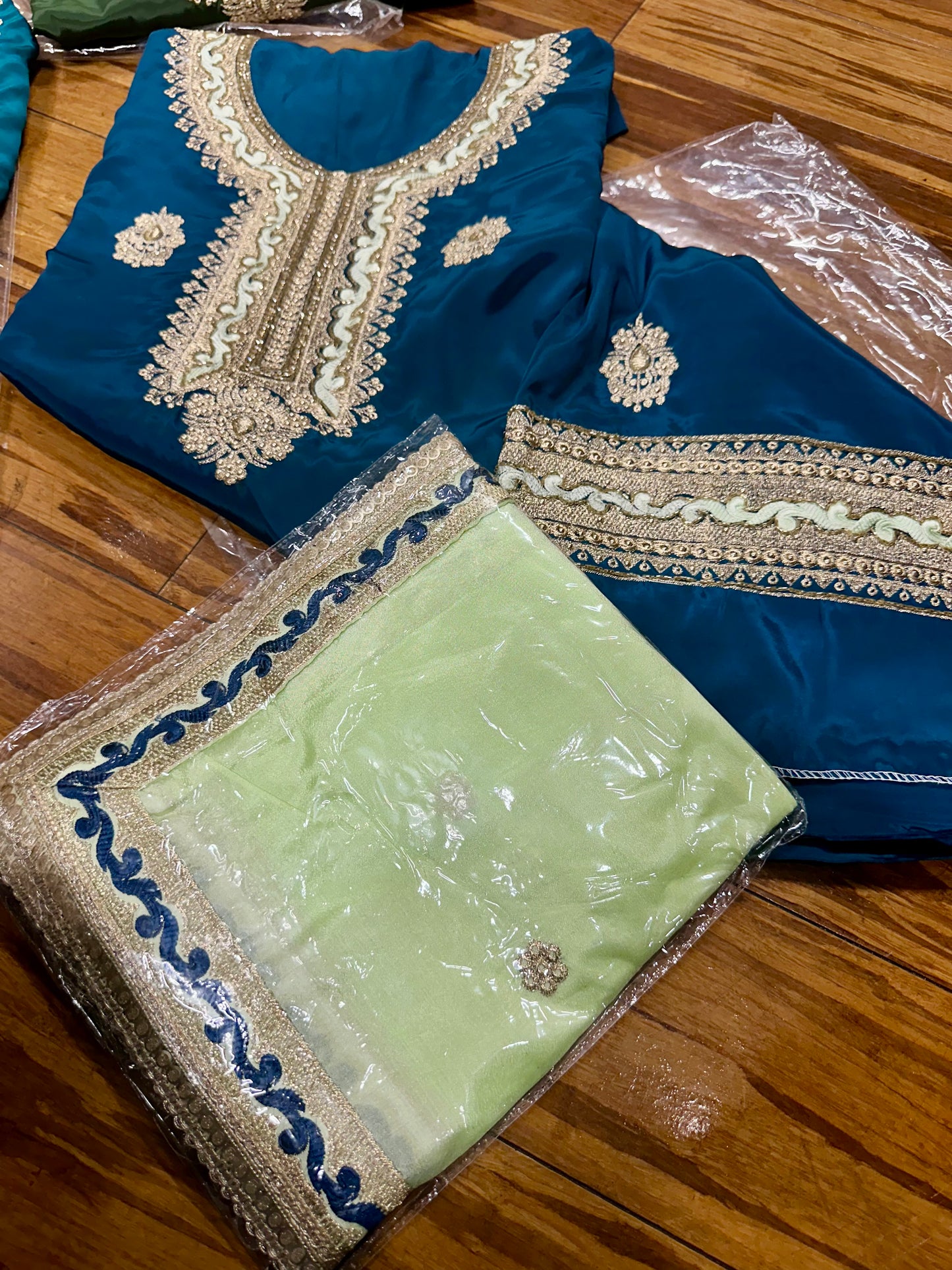 Pure Crepe Unstitched Suit