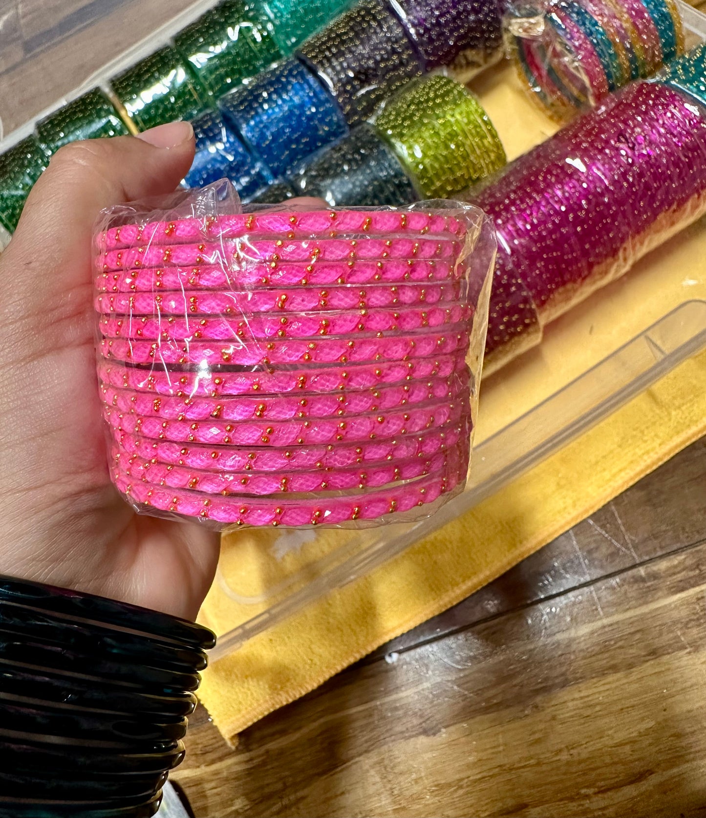 Trending Raindrop Glass Bangles(12 Bangles) 2.8