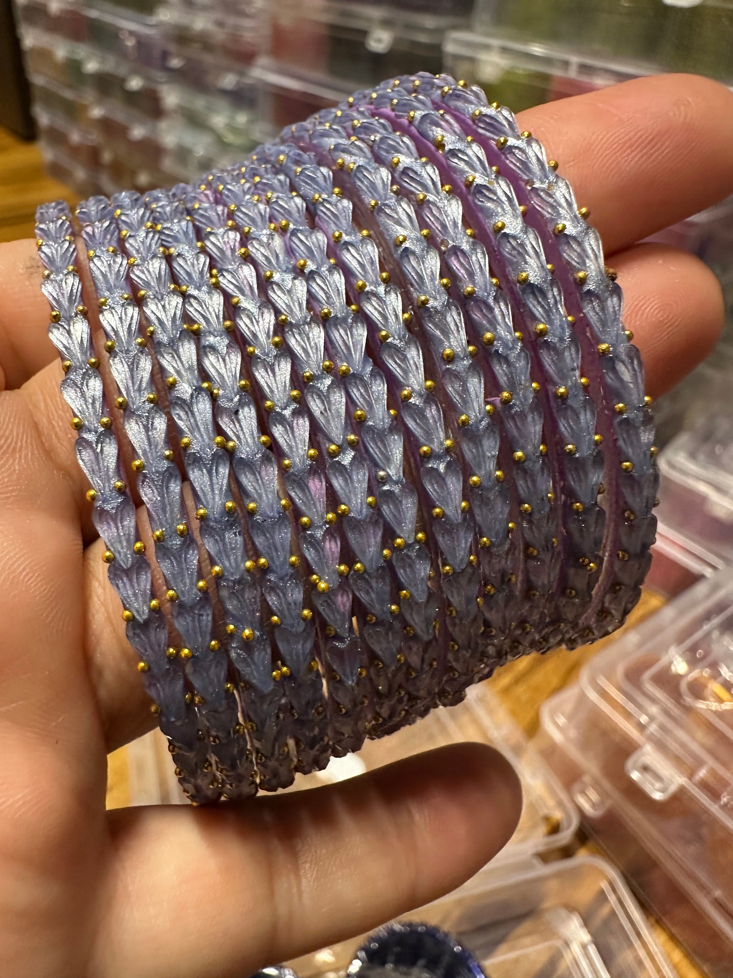 Handcrafted Heart Textured Glass Bangles