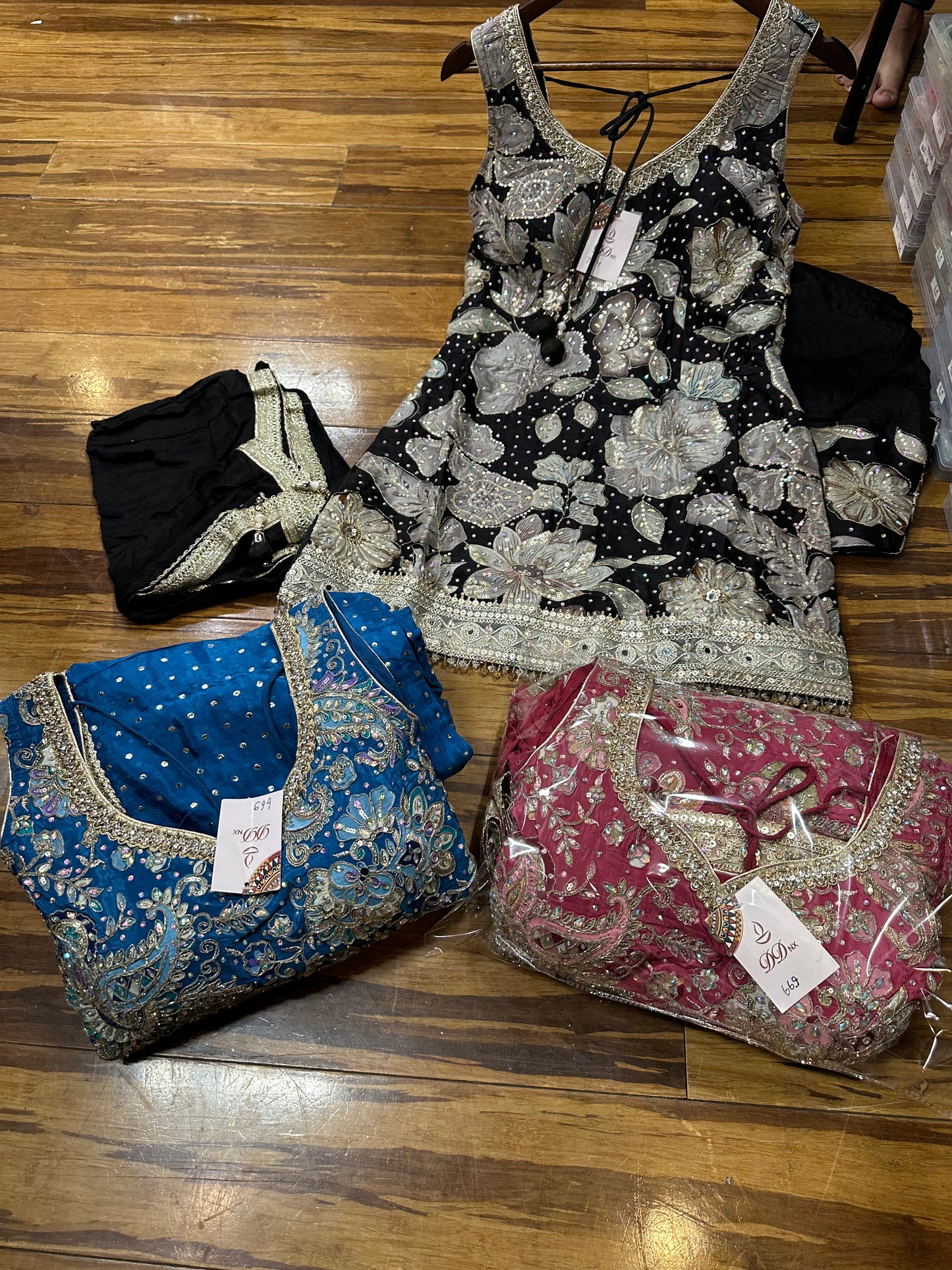 Designer Pakistani Farshi Salwar Suit