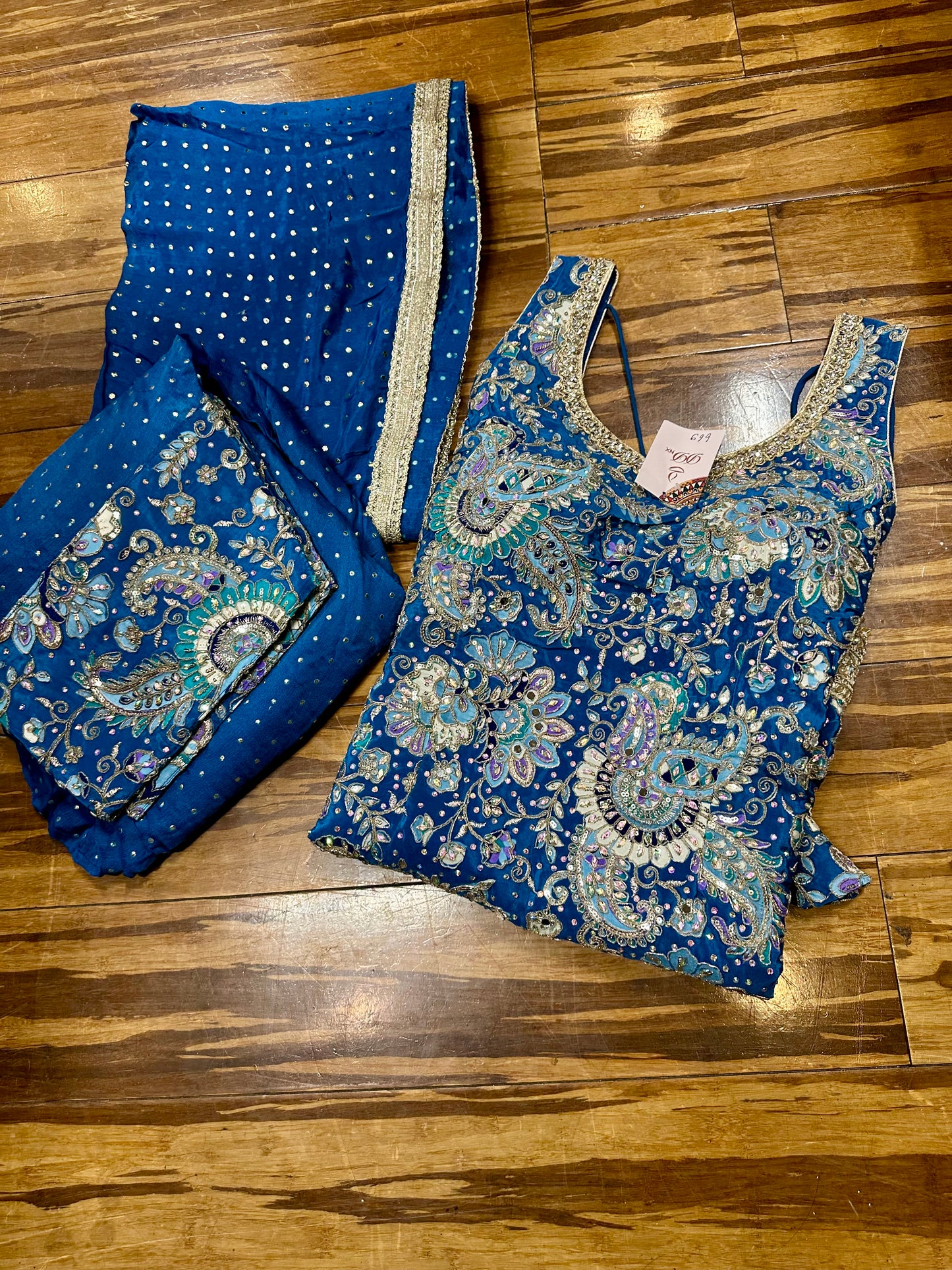 Designer Pakistani Farshi Salwar Suit