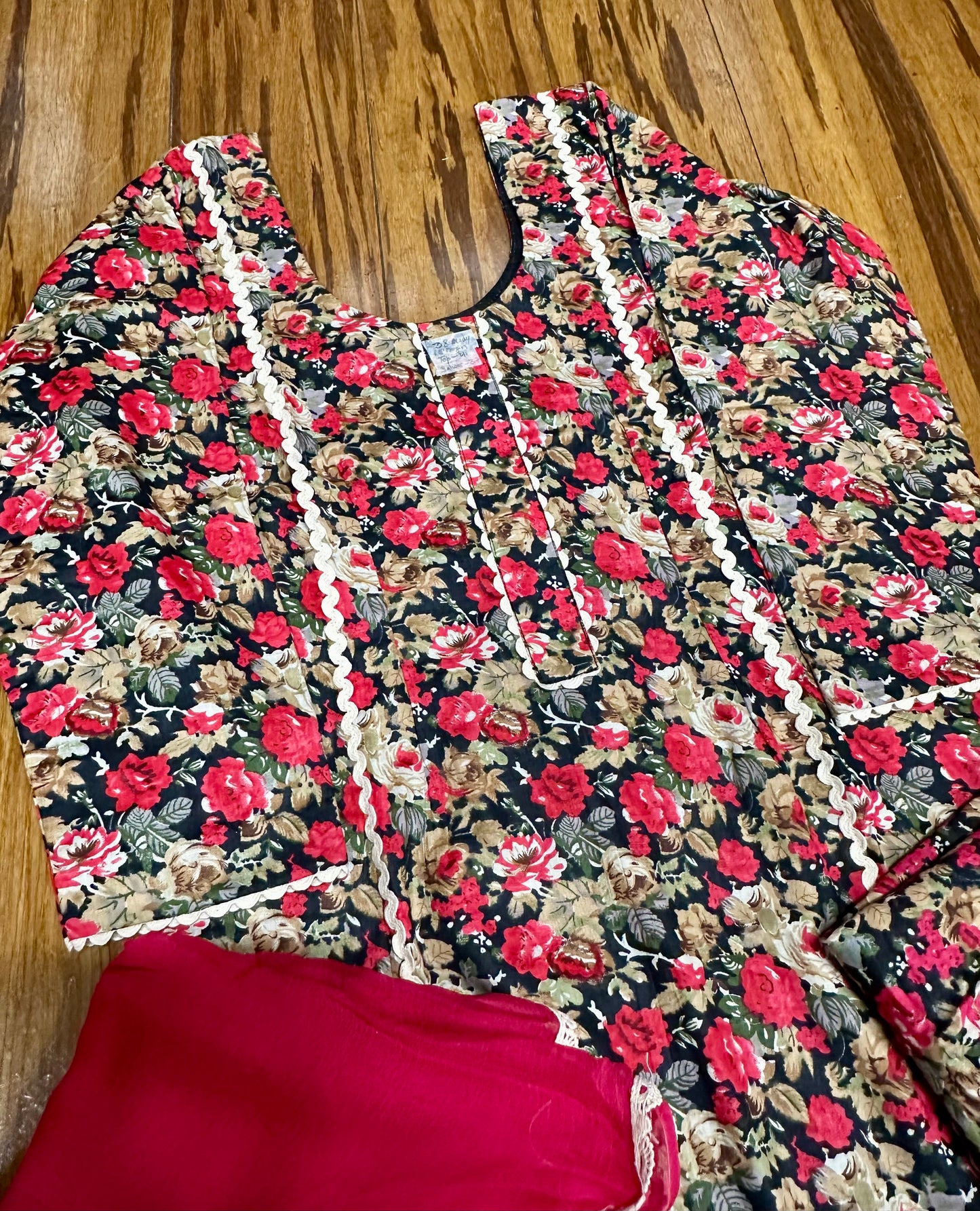 Allover Printed Boutique Salwar Suit (36/38 Size) D14