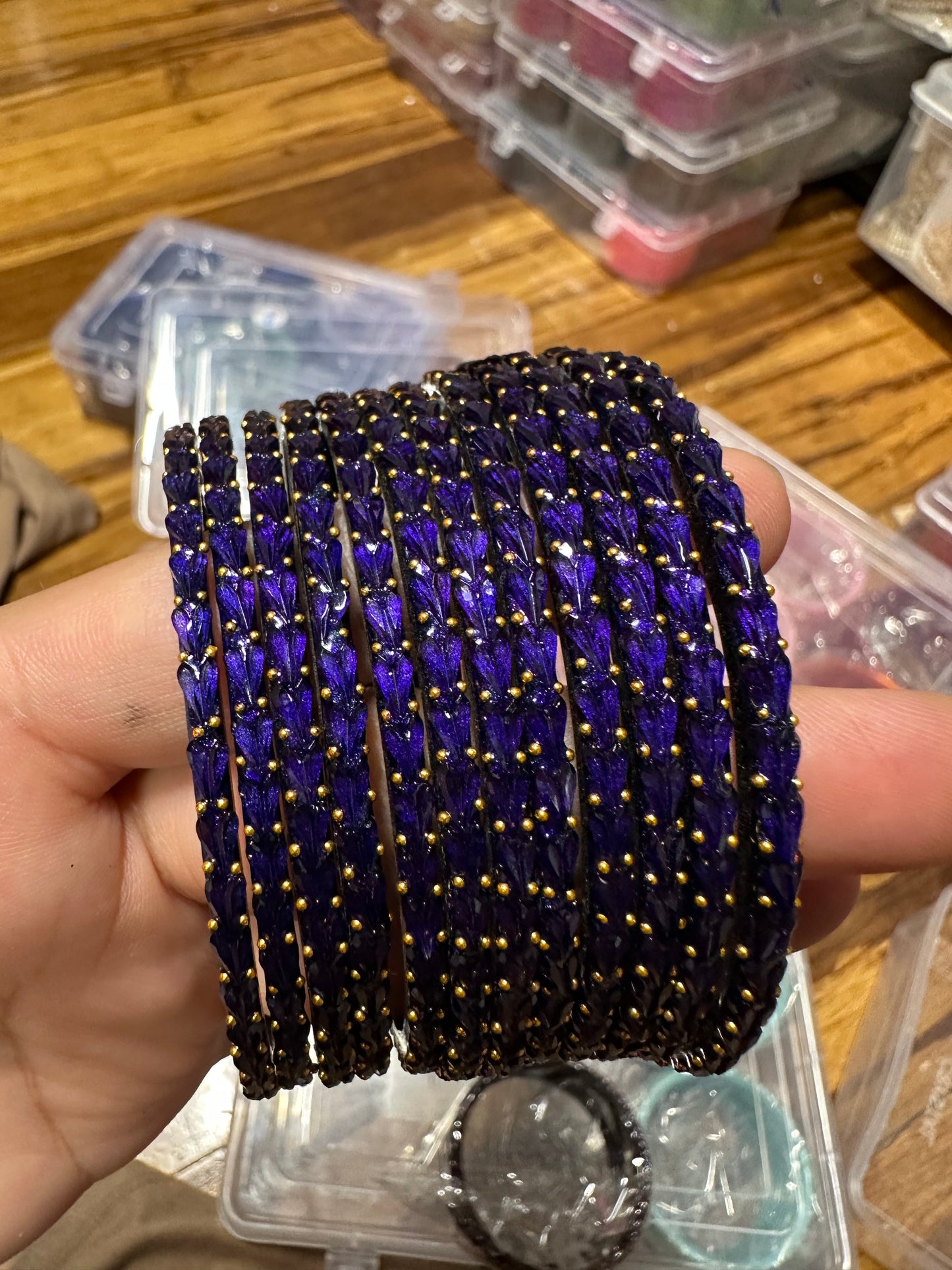 Handcrafted Heart Textured Glass Bangles