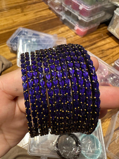 Handcrafted Heart Textured Glass Bangles
