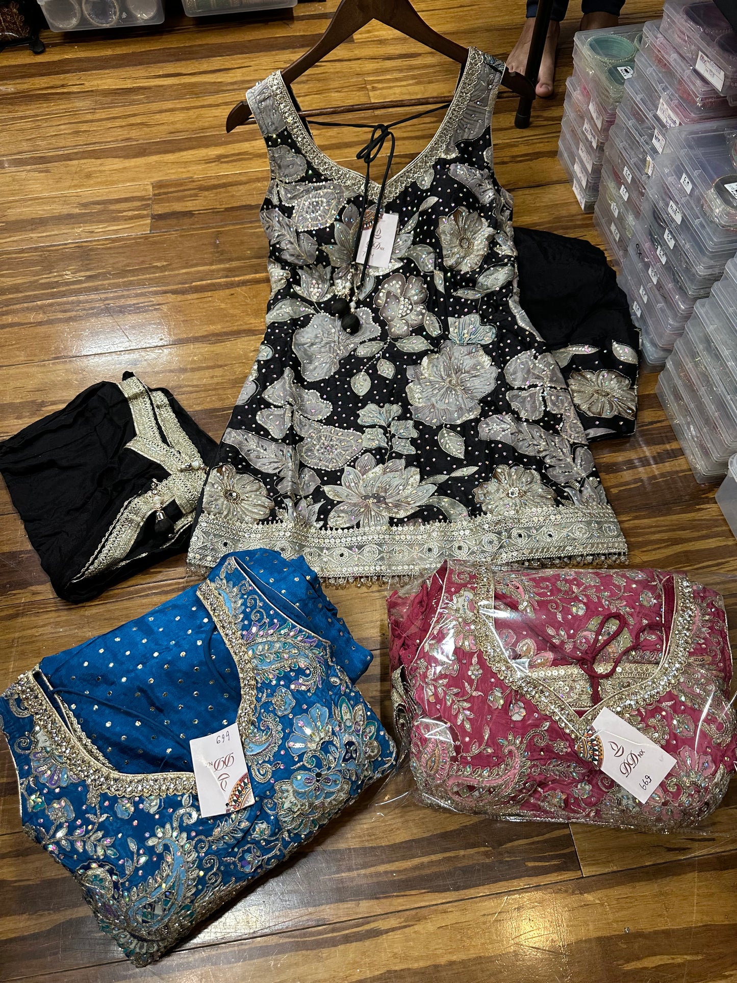 Designer Pakistani Farshi Salwar Suit