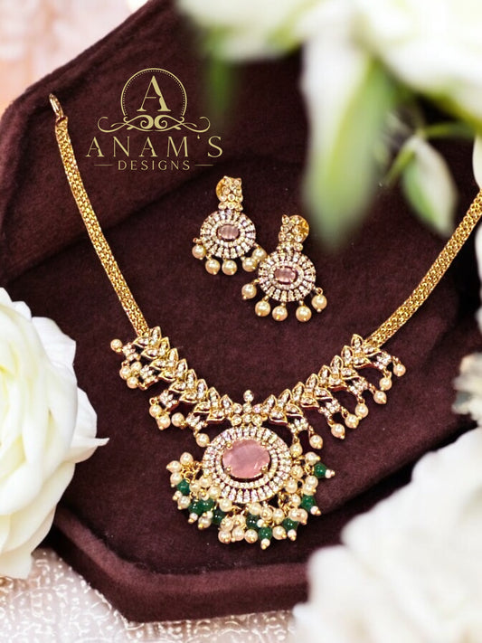 Stylish Necklace Set