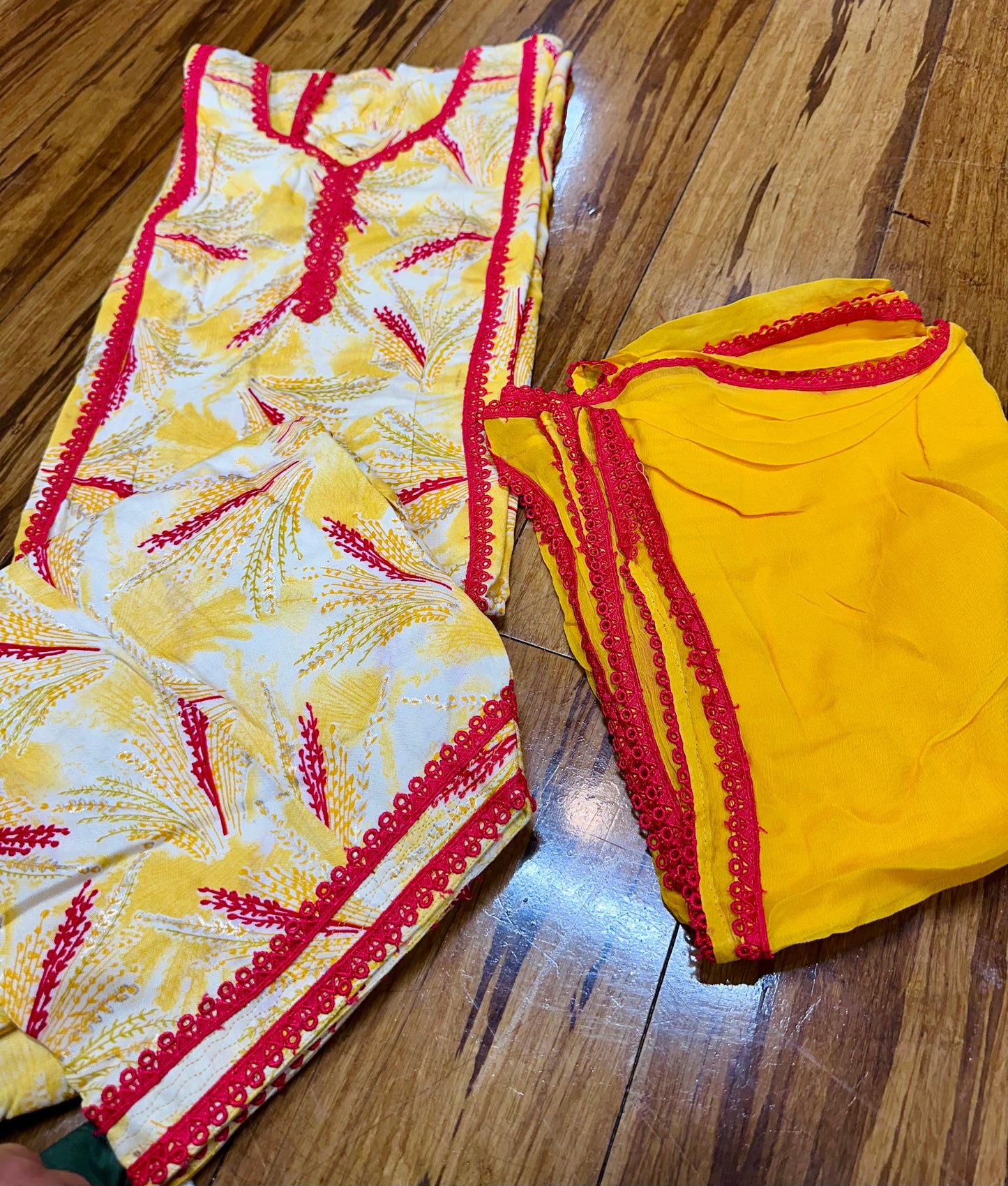 Extremely Stunning Boutique Suit With 4 Different Designs To Select From