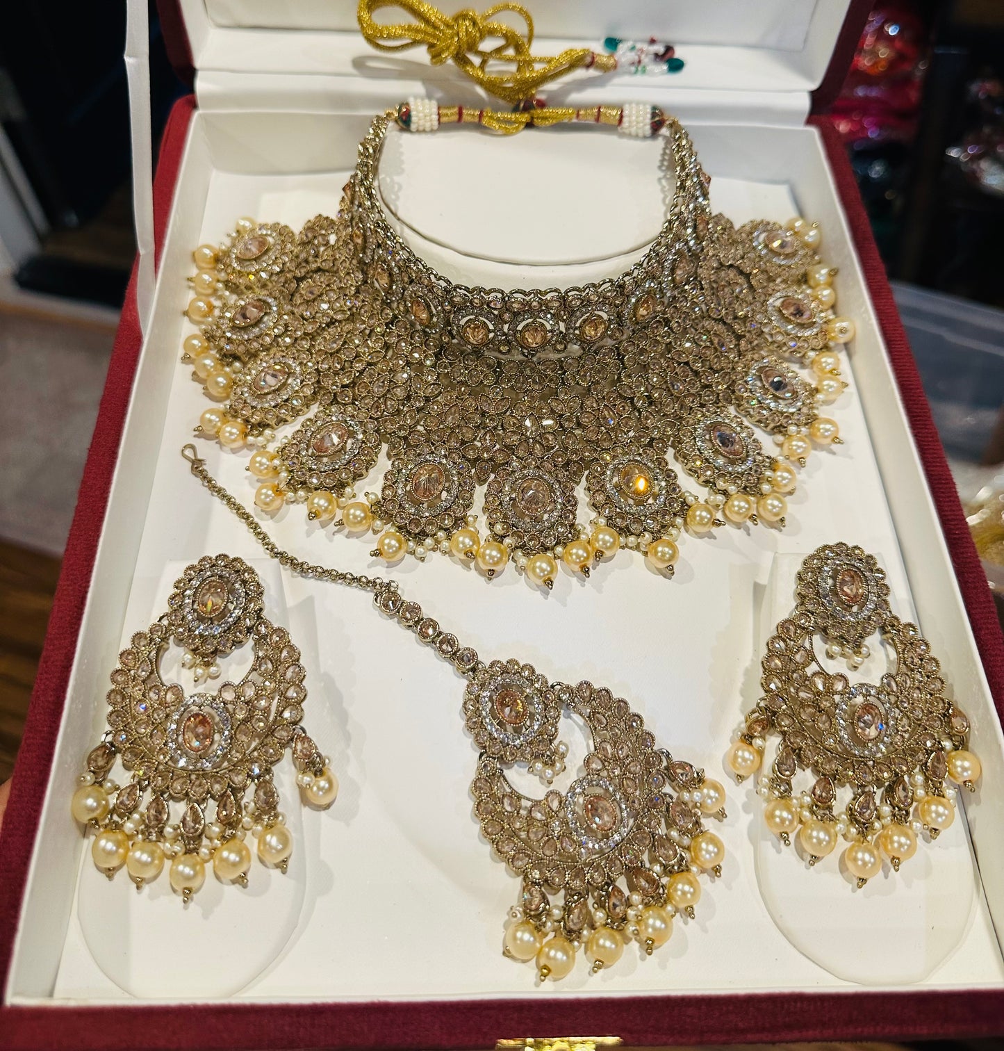 Royal Look Reverse Polki Bridal Set (Gold)