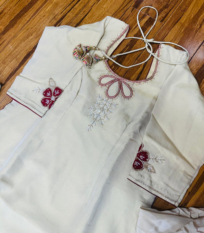 Stunning Boutique Suit 44 Ready (Margin Upto 48)