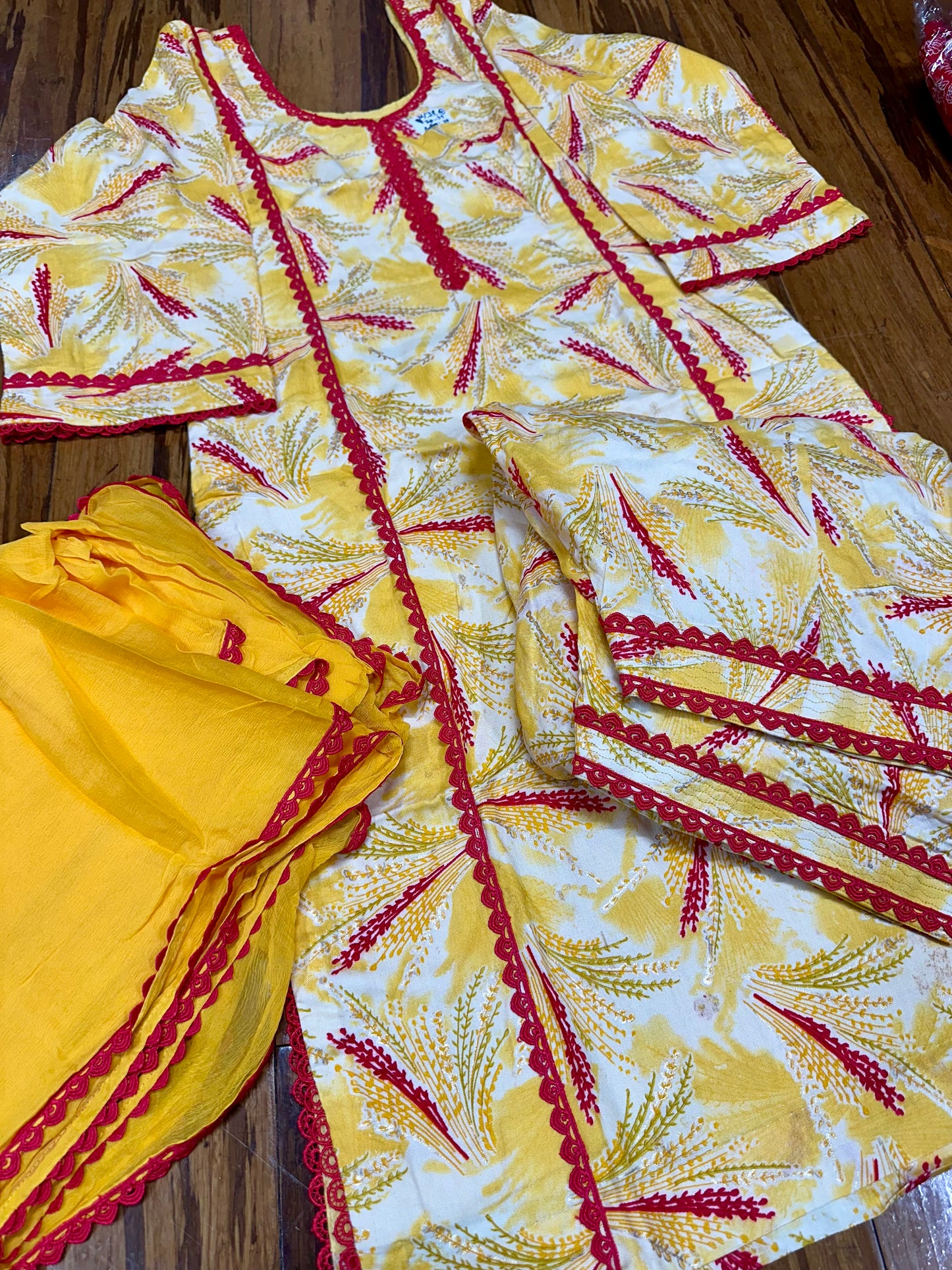 Extremely Stunning Boutique Suit With 4 Different Designs To Select From