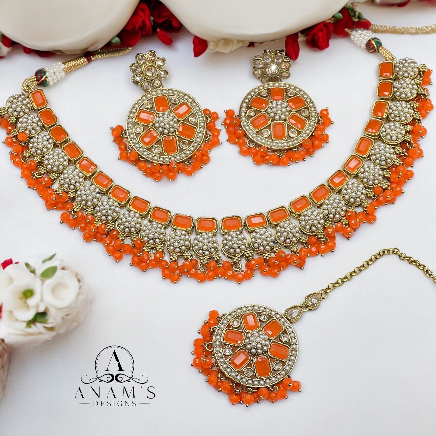 Stylish Necklace Set With Beautiful Earrings