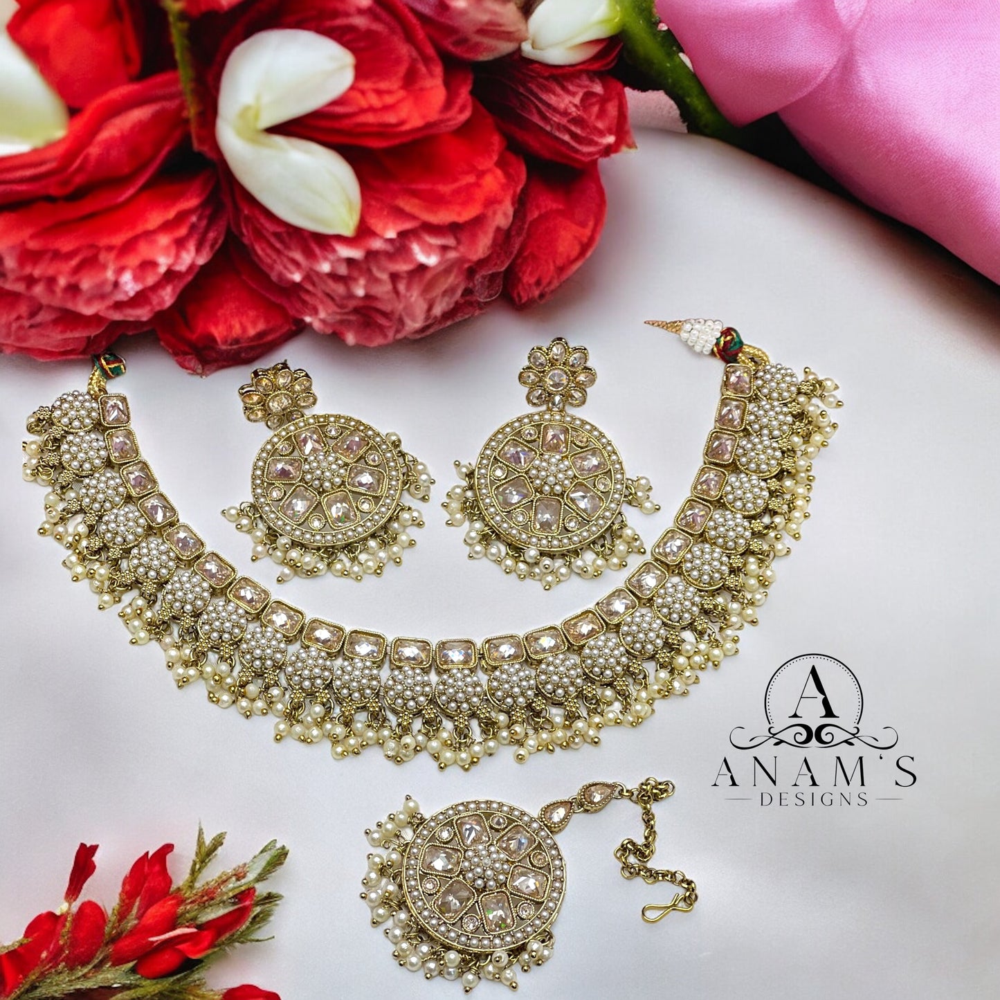 Stylish Necklace Set With Beautiful Earrings