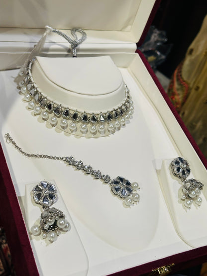 Kundan Mirror Choker Set