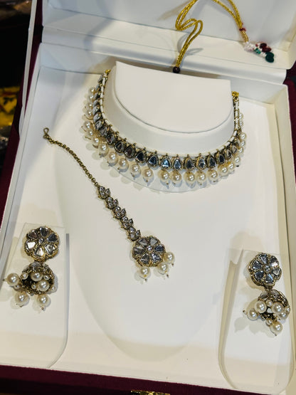 Kundan Mirror Choker Set