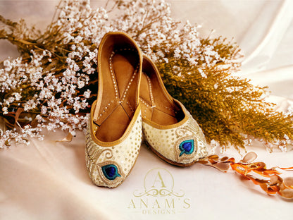 Beautiful Designer Punjabi Jutti