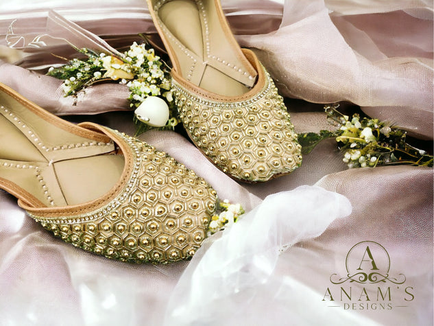 Beautiful Handmade Gold Double Cushion Punjabi Jutti