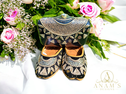 Designer Hand Embroidered Punjabi Jutti With Clutch image 3