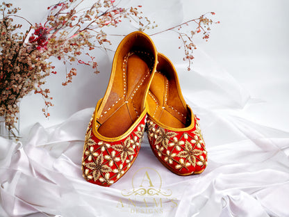 Bridal Tilla Work Punjabi Jutti