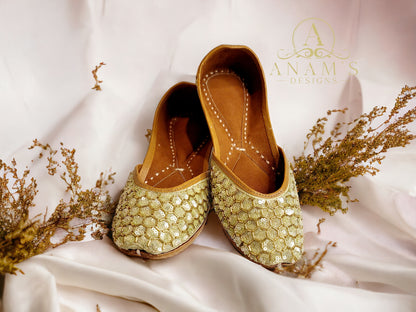 Designer Punjabi Jutti (Mint Green)