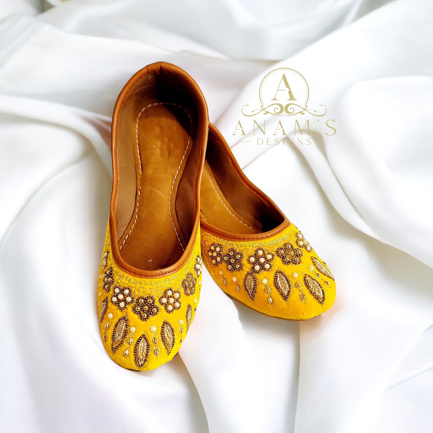 Embroidered Velvet Punjabi Jutti, Yellow