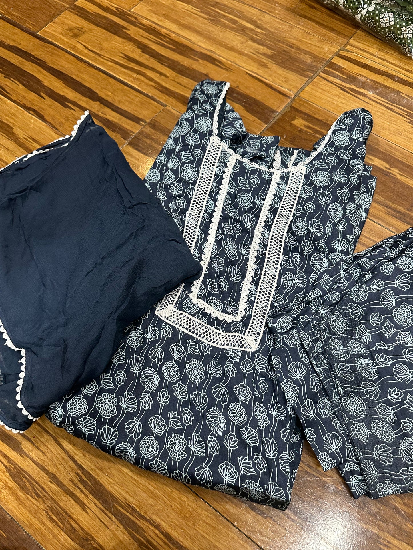 Boutique Style Palazzo Suit