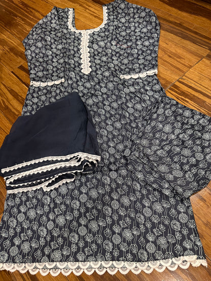 Boutique Style Palazzo Suit