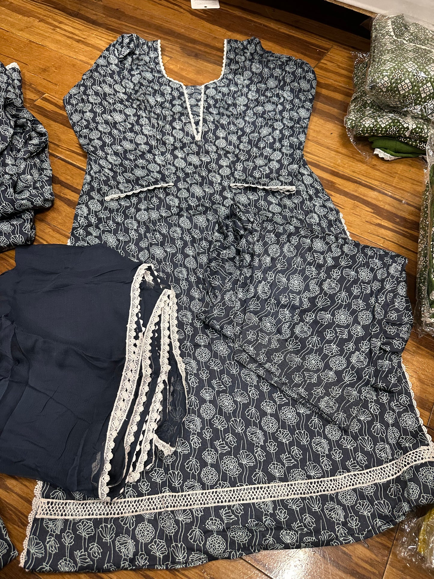 Boutique Style Palazzo Suit