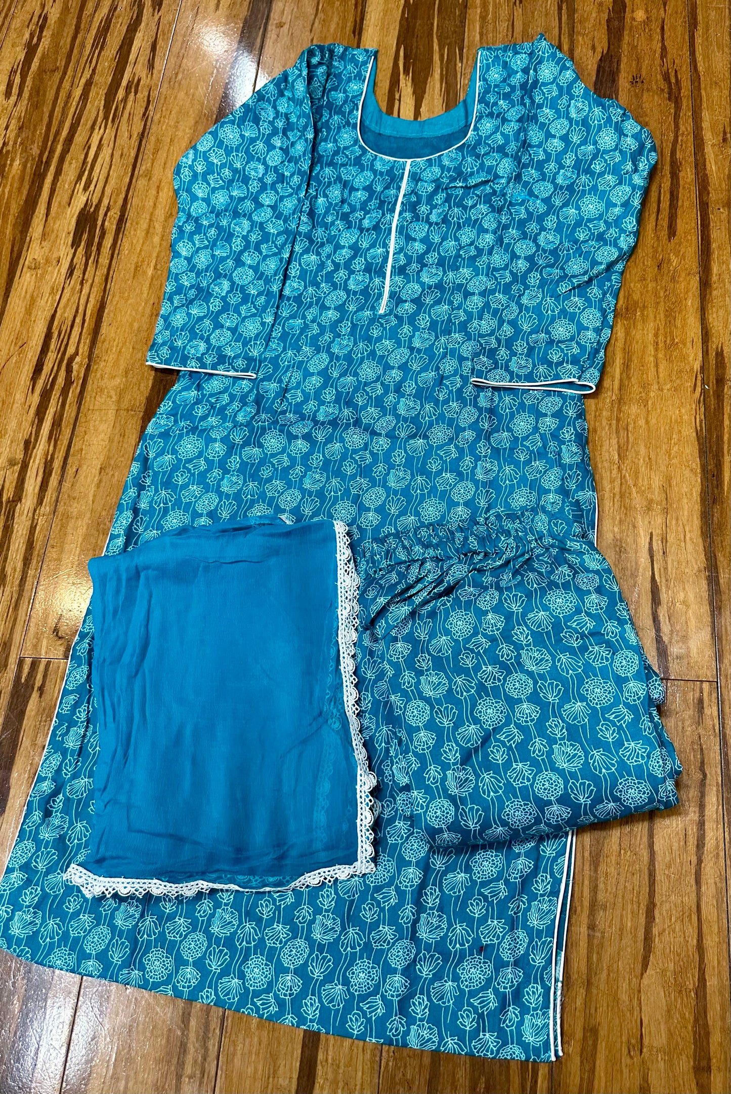 Boutique Style Palazzo Suit